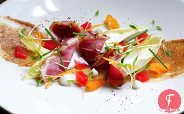 Pastramă De Rață; Curmale Medjool Și Salată De Portocale De Sânge