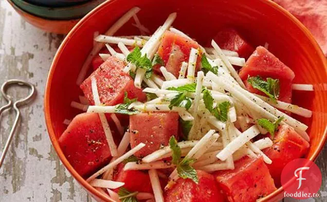Salată de jicama și pepene verde