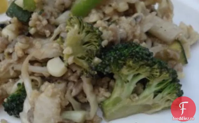 Salată Asiatică De Mei