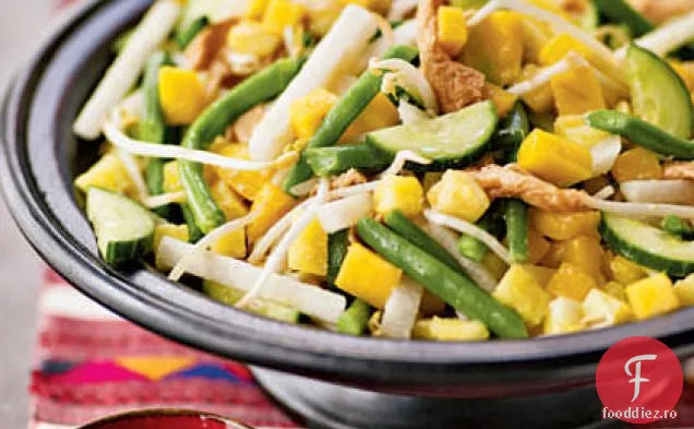 Salată de fructe și legume strălucitoare (Rojak)