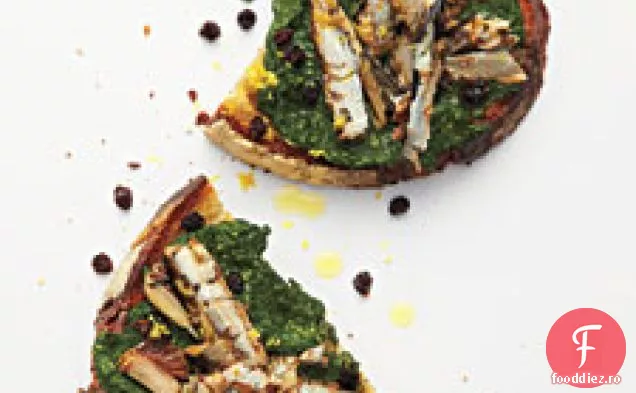 Pesto De Spanac Pe Crostini De Sardină
