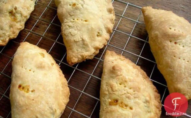 Păstârnac Curry Și Paste De Cartofi