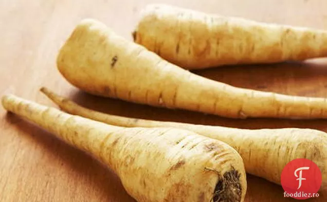 Latkes de morcov și păstârnac cu miere-ghimbir cu Creme Fraiche