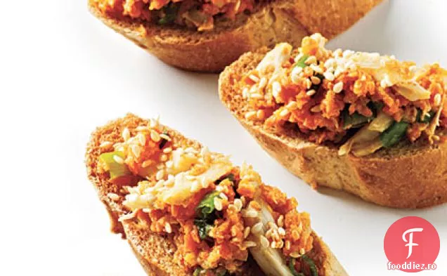 Pâine prăjită de Crab cu morcov și Scallion