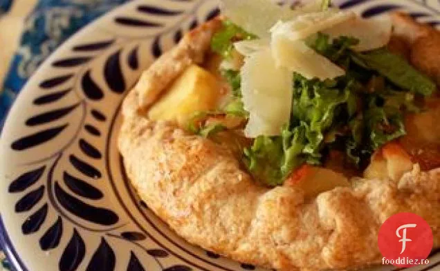 Galette de păstârnac îngrămădite cu verdeață târzie de iarnă