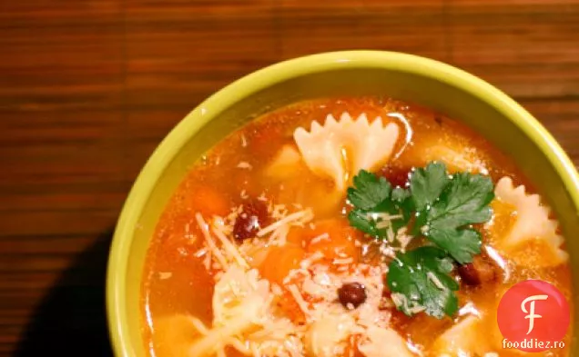 Supă Rustică De Minestrone De Iarnă
