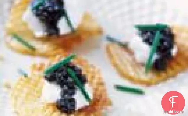 Cartofi Gaufrette Cu Caviar Și CR Aproximme Fra Aproxormche