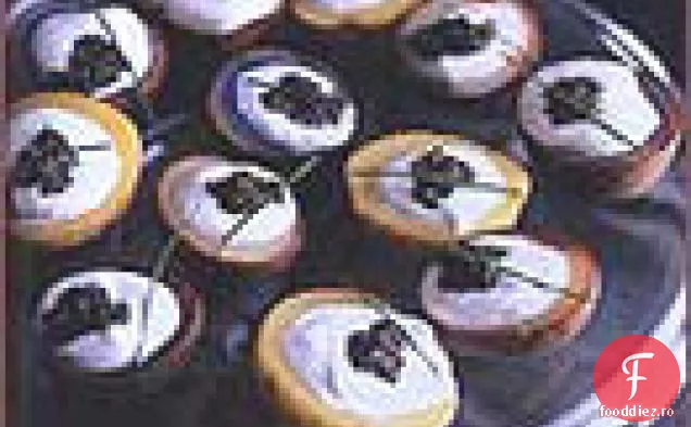 Cupe de cartofi tricolore cu Caviar și smântână