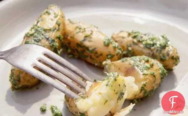 Cartofi Fingerling Cu Pesto De Oregano