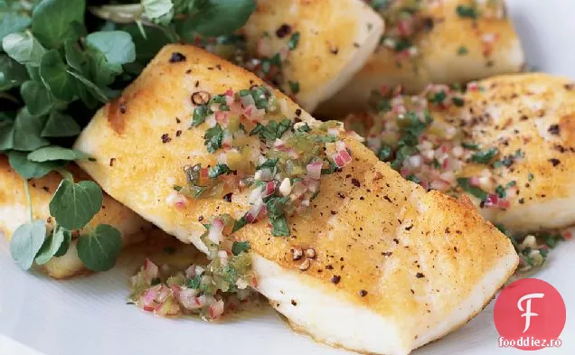Halibut prăjit cu fenicul și crutoane