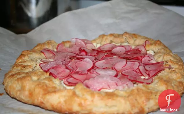 Radish Brânză De Capră Galette