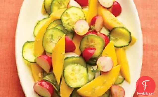 Salată De Mango Și Ridiche Cu Pansament De Var
