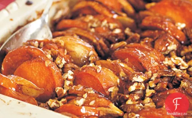 Mere prăjite și cartofi dulci în glazură de miere-Bourbon