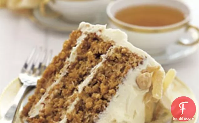 Tort Tropical de morcovi cu glazură de brânză cremă de nucă de cocos