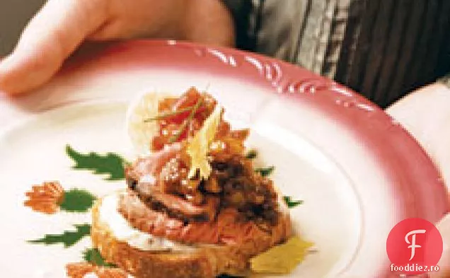 Crostini de muschi de vita cu Sultana-Port Relish