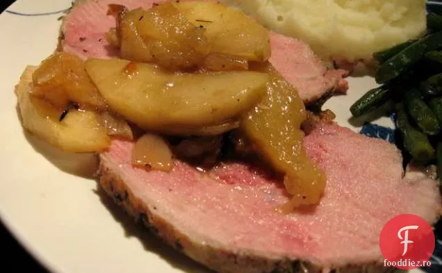 Sănătos și delicios: friptură de porc en Cocotte cu mere și șalotă