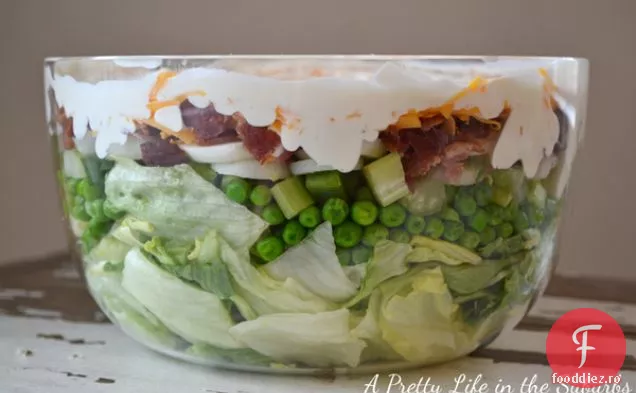 Salată Stratificată
