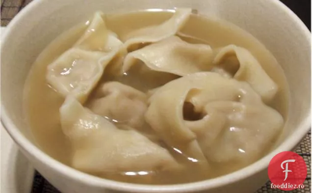 Supă Wonton