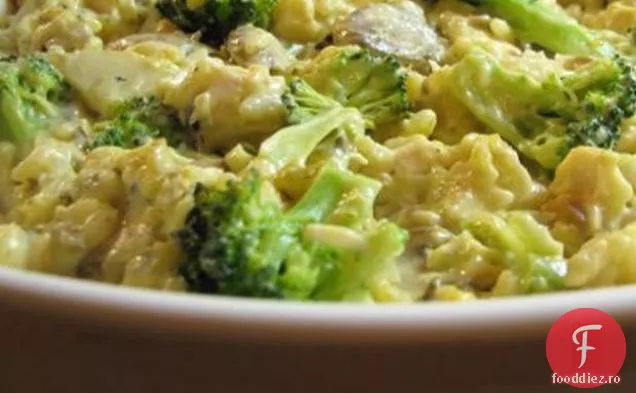 Caserola De Pui, Ciuperci, Broccoli Și Orez