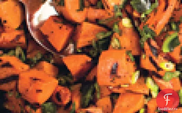 Salată de cartofi dulci și Poblano cu miere și rozmarin