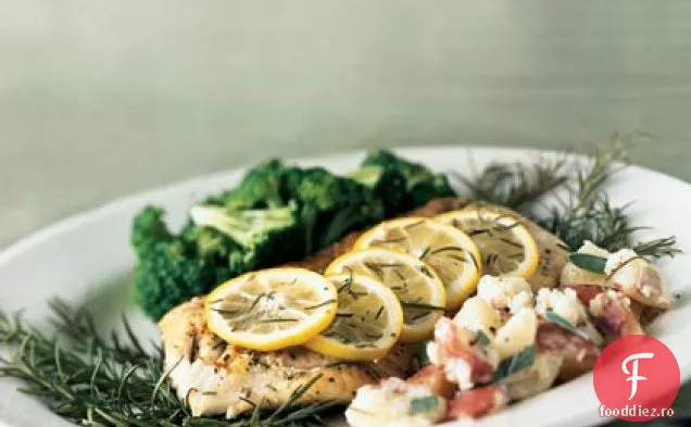 Pește prăjit pe rozmarin