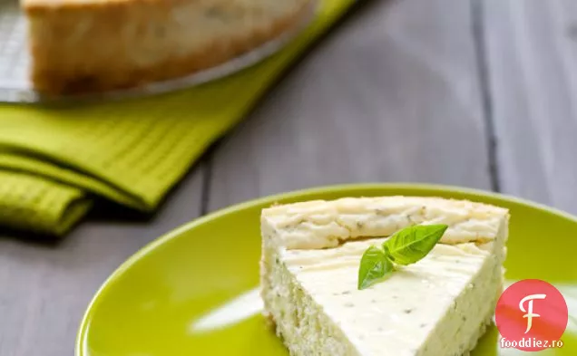 Cheesecake Cu Busuioc Sărat Și Brânză De Capră