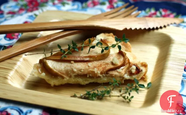 Tarta de mere cu coaja de lamaie-cimbru