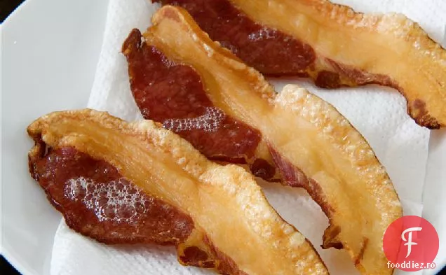 Bacon De Mistreț Și Floricele De Cimbru De Lămâie