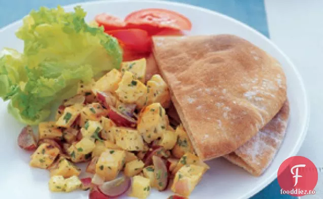 Salată De Pui Curry La Grătar Și Pita