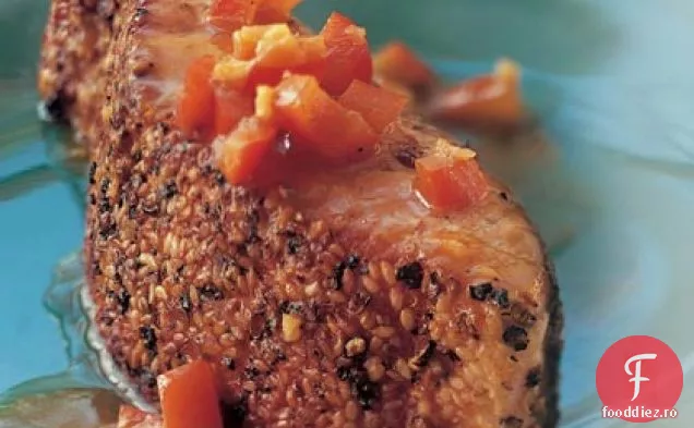 Ardei, coriandru și somon cu crustă de semințe de susan