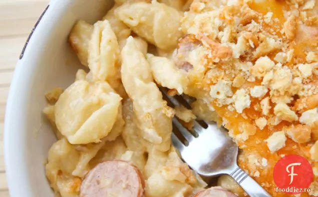 Mere-mezeluri Mac & Brânză