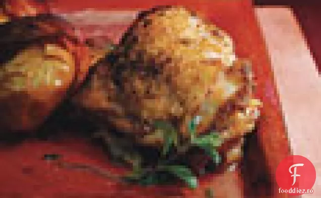 Pui la cuptor și mere de doamnă învelite cu slănină