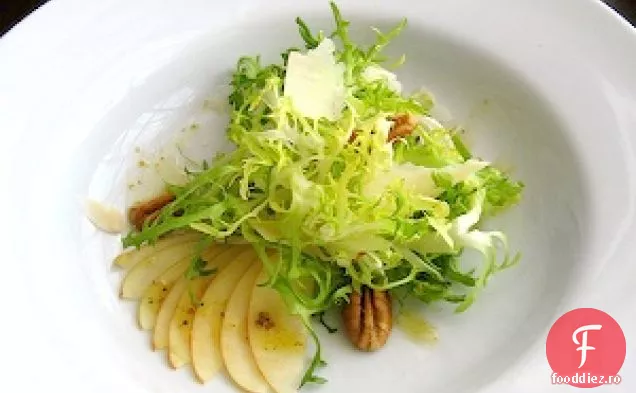 Salată De Friscroume, Mere Și Parmezan