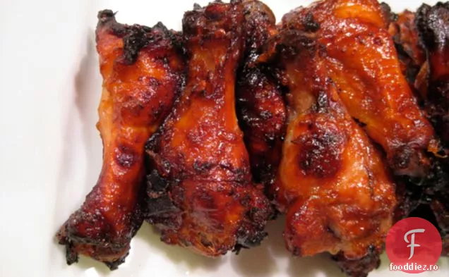 Aripi De Pui Sriracha Glazurate Cu Caise