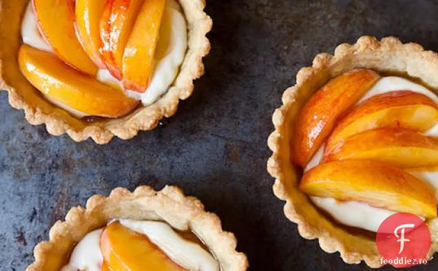 Tartele Proaspete De Piersici