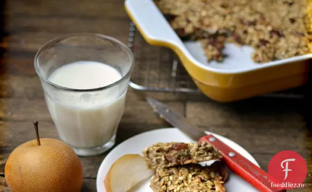 Batoane de ovăz cu banane cu 4 ingrediente (cu opțiuni!)