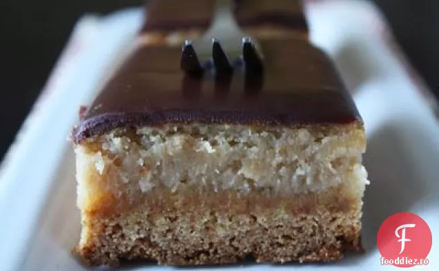 Elvis Gooey Unt Tort