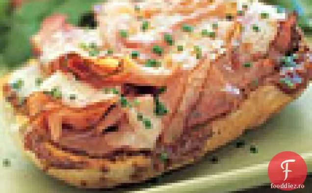 Sandvișuri cu șuncă deschisă, Cheddar și unt de mere