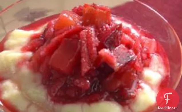 Compot De Prune Și Mere Cu Cremă De Vanilie