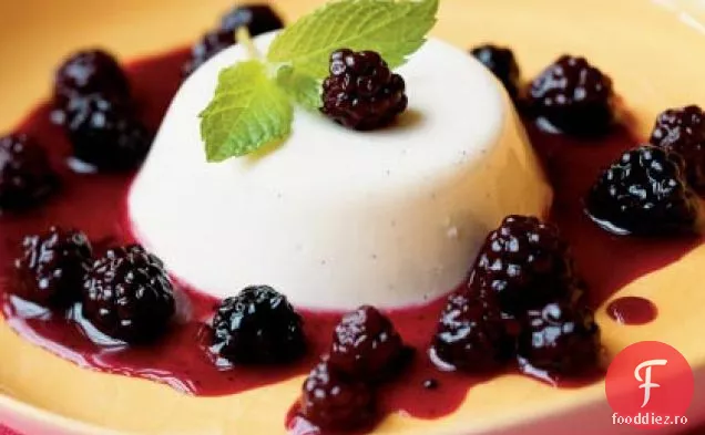 Panna Cotta smântână cu mure-compot Zinfandel