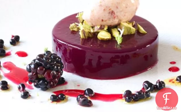 Jeleu De Miere, Prune Și Mure Cu Sorbet De Prune