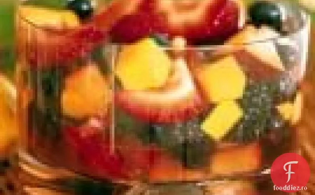 Salată De Fructe De Vară Cu Sambuca