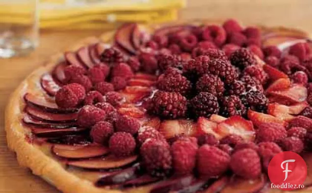 Pizza cu fructe proaspete cu caș de lămâie