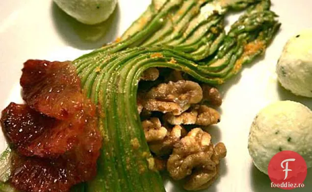 Salată De Sparanghel Crud