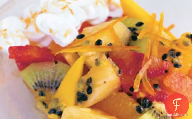 Salată De Fructe De Pasiune Și Citrice Cu Bezea De Nucă De Cocos