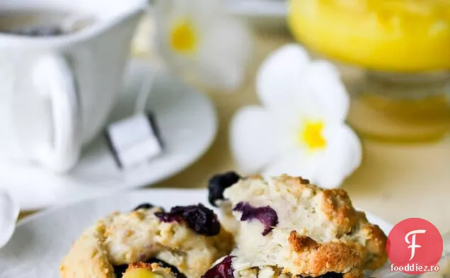 Biscuiți De Afine Cu Rețetă De Glazură De Lămâie