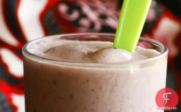 Smoothie Cu Fulgi De Ovăz Cu Arțar De Afine