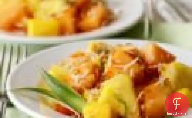 Salată De Fructe Tropicale Cu Nucă De Cocos Prăjită