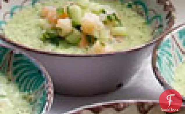 Gazpacho de castraveți cu creveți și pepene galben