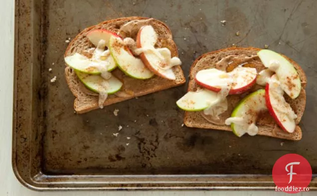 Sandwich Cu Mere Tahini